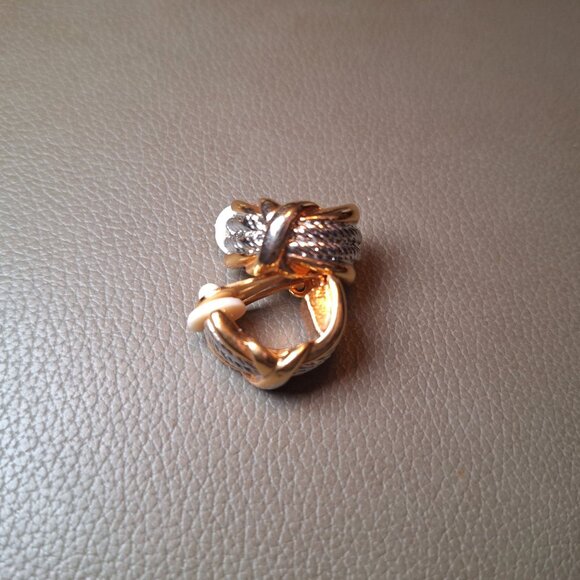 Clip On Earrings Gold Silver Two Tone Rope Knot Not Pierced 1 inch Vintage - Picture 2 of 5